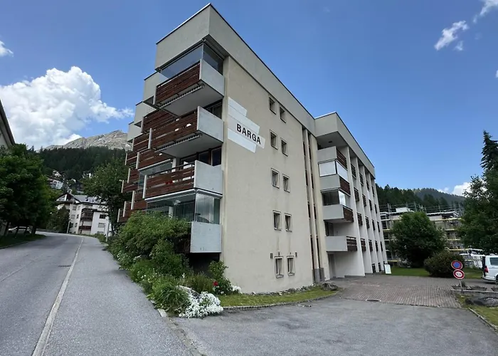 Stylish Alpine In Davos, Wifi & Netflix Apartment *